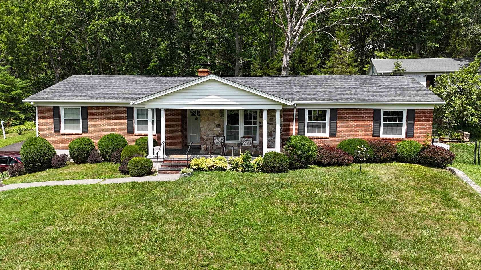 1.9 Acres of Residential Land with Home for Sale in Hot Springs, Virginia