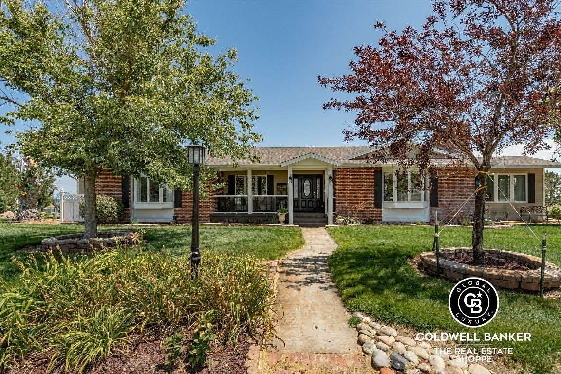 17.6 Acres of Land with Home for Sale in Garden City, Kansas