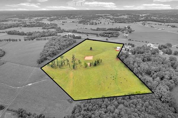 23.5 Acres of Agricultural Land for Sale in Sparta, Tennessee