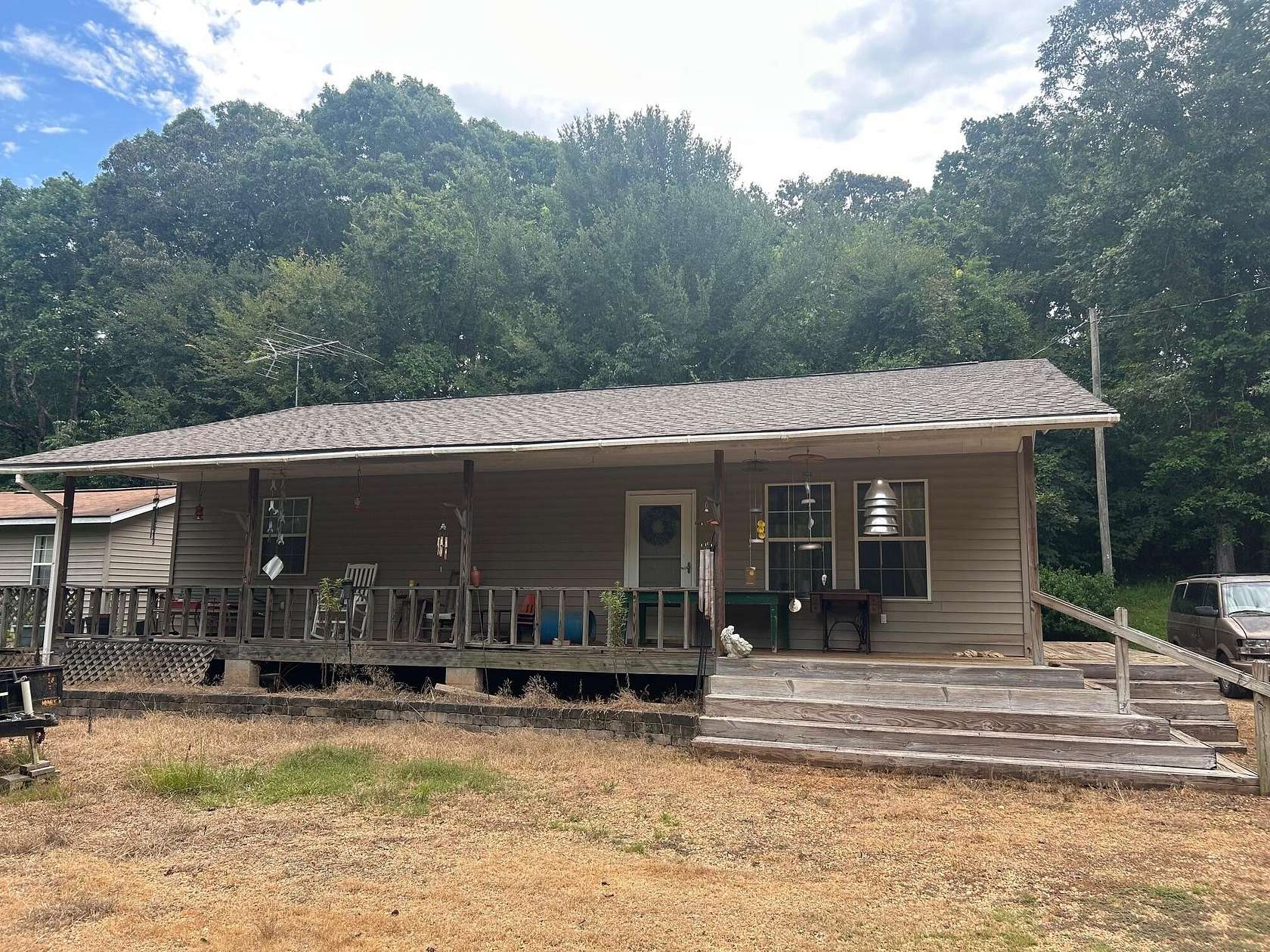 1.5 Acres of Residential Land with Home for Sale in Louisville, Mississippi