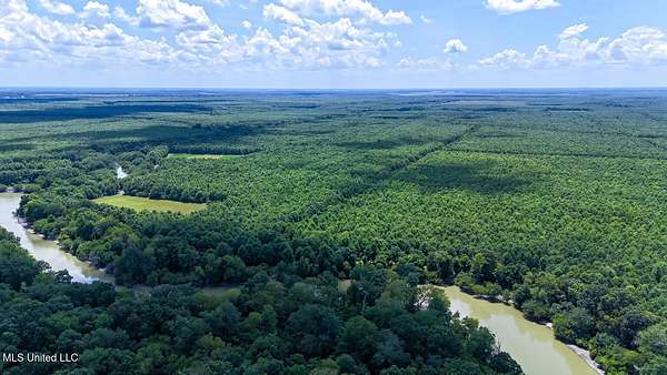464 Acres of Recreational Land for Sale in Rolling Fork, Mississippi