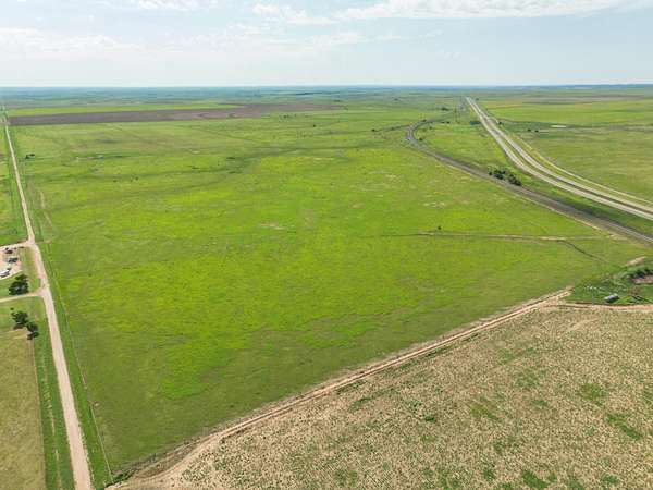347 Acres of Agricultural Land for Sale in Claude, Texas