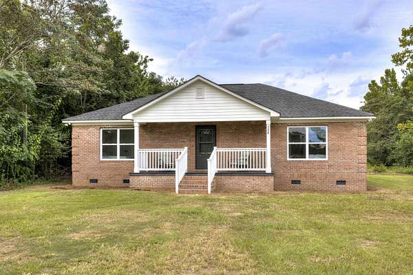 5.17 Acres of Residential Land with Home for Sale in Manning, South Carolina