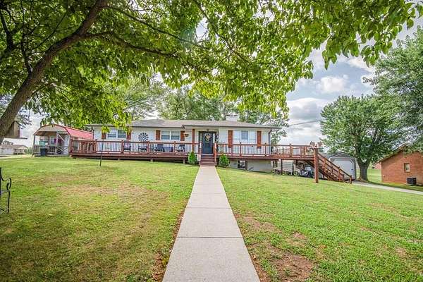 1.55 Acres of Residential Land with Home for Sale in Morristown, Tennessee