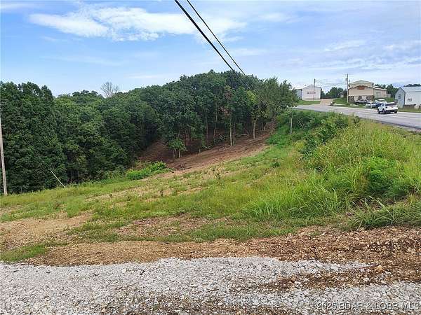 3 Acres of Land for Sale in Warsaw, Missouri