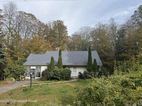 2 Acres of Residential Land with Home for Sale in South Sterling, Pennsylvania