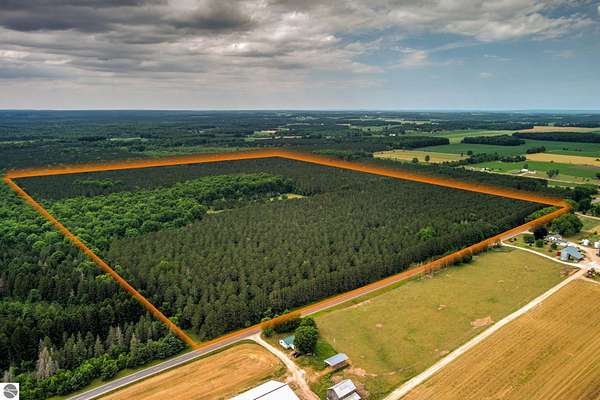 125 Acres of Land for Sale in Kingsley, Michigan