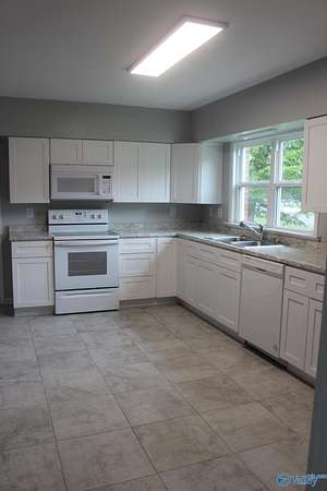 1.9 Acres of Improved Mixed-Use Land for Sale in Section, Alabama