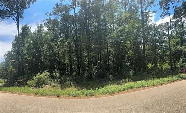 0.75 Acres of Residential Land for Sale in Lacombe, Louisiana