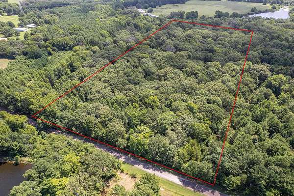 14.8 Acres of Land for Sale in Mineola, Texas