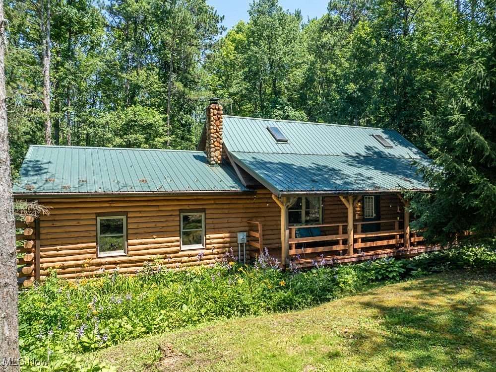 2.68 Acres of Residential Land with Home for Sale in Uhrichsville, Ohio