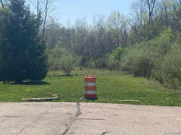 5.7 Acres of Residential Land for Sale in Flushing, Michigan