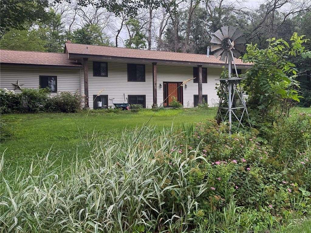 2.54 Acres of Residential Land with Home for Sale in Oak Grove, Minnesota