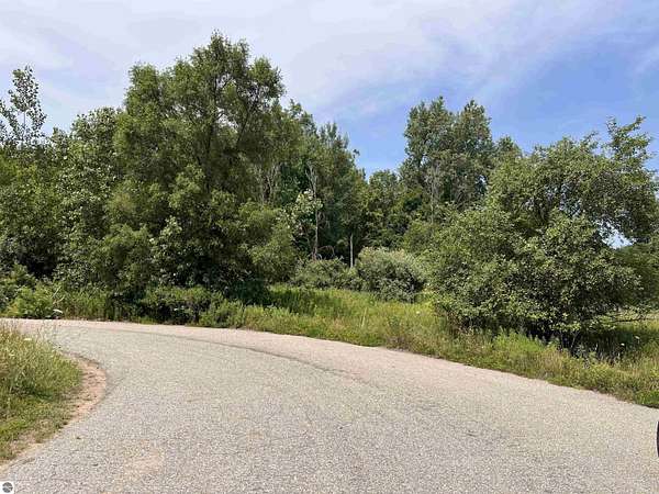 0.4 Acres of Residential Land for Sale in Mount Pleasant, Michigan