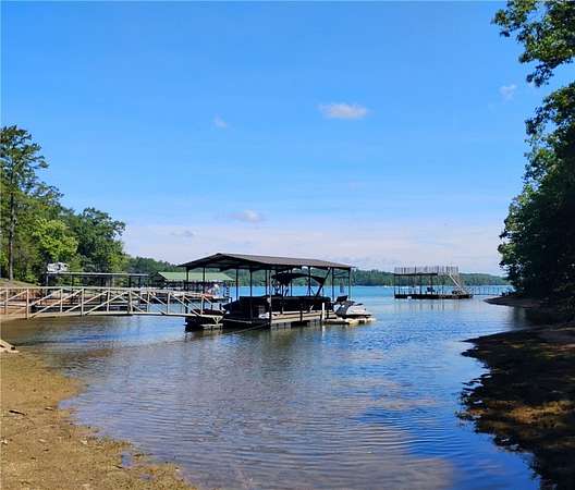 2 Acres of Land for Sale in Hartwell, Georgia