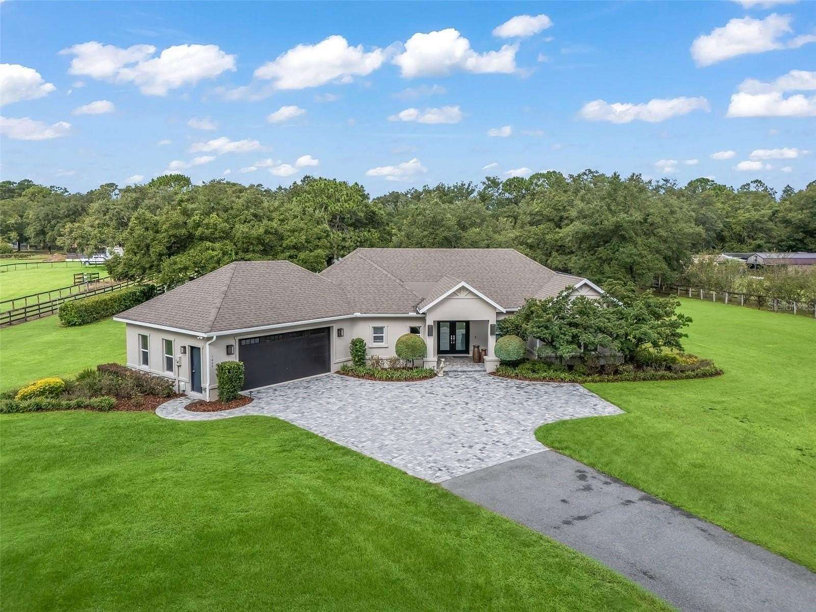 3 Acres of Residential Land with Home for Lease in Ocala, Florida