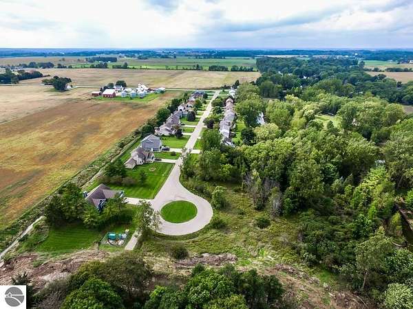 1 Acre of Residential Land for Sale in Mount Pleasant, Michigan