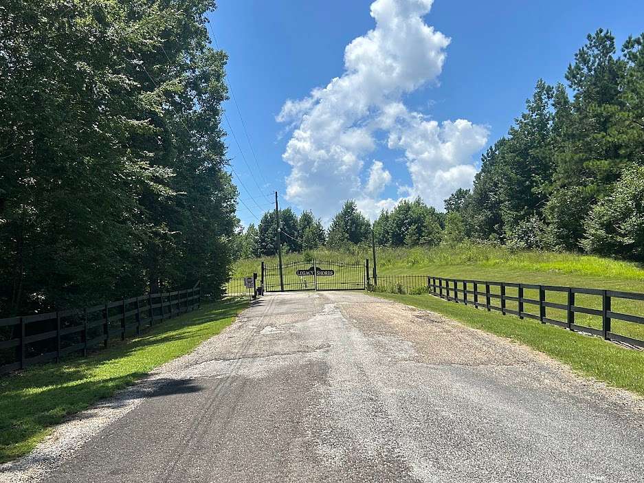 5 Acres of Residential Land for Sale in Alberta, Alabama