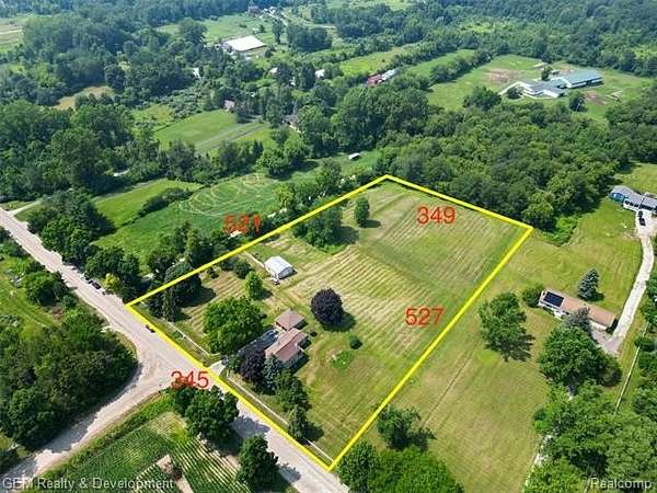 4 Acres of Residential Land for Sale in South Lyon, Michigan