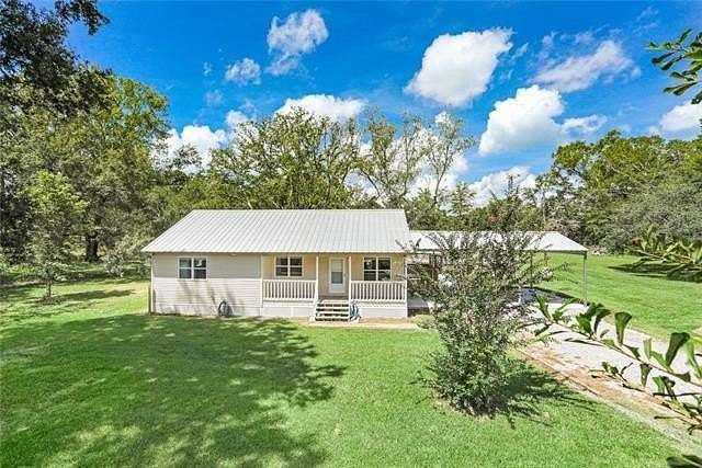 5.66 Acres of Residential Land with Home for Sale in Ponchatoula, Louisiana