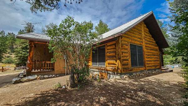 3.32 Acres of Residential Land with Home for Sale in Boise, Idaho