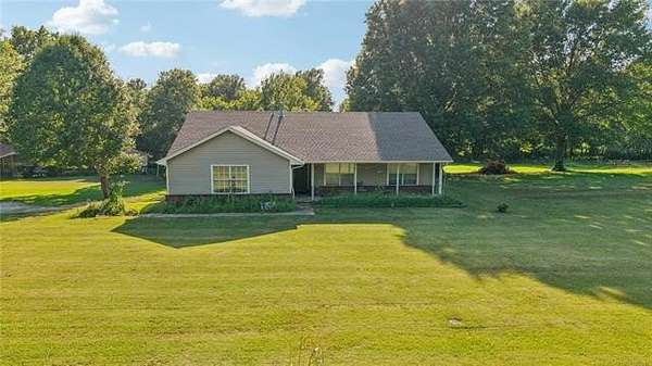 10 Acres of Residential Land with Home for Sale in Porter, Oklahoma