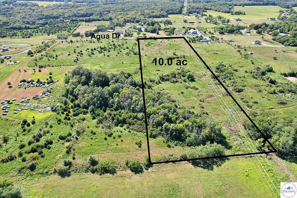10 Acres of Residential Land for Sale in Sedalia, Missouri
