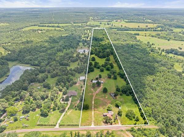 30 Acres of Land for Sale in Tyler, Texas