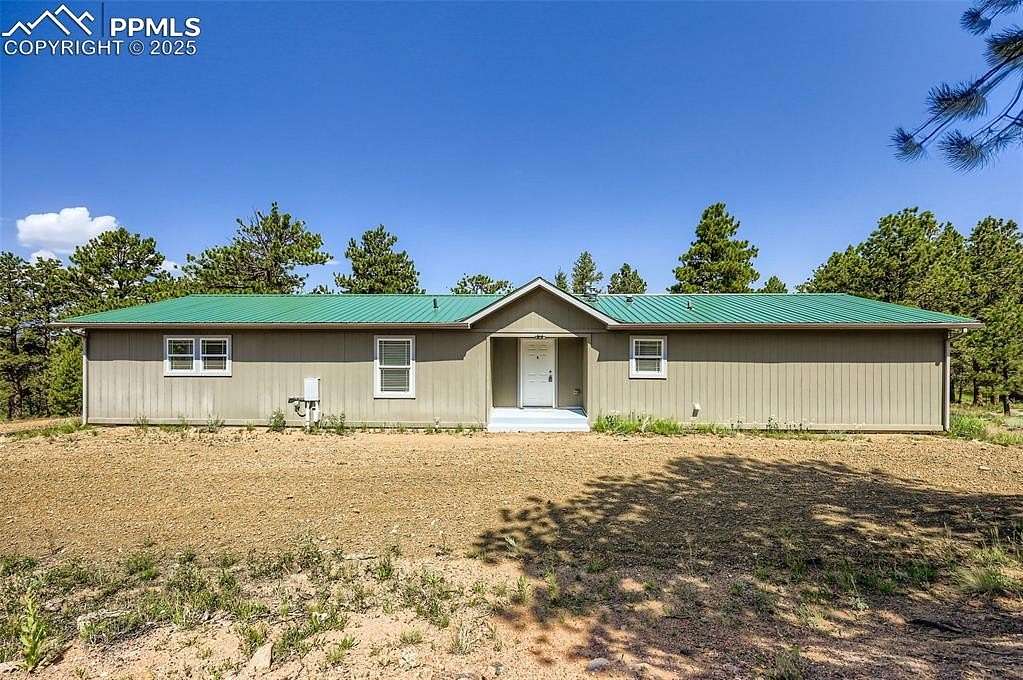 12 Acres of Land with Home for Sale in Florissant, Colorado