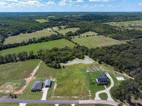 2.3 Acres of Residential Land for Sale in Edgewood, Texas