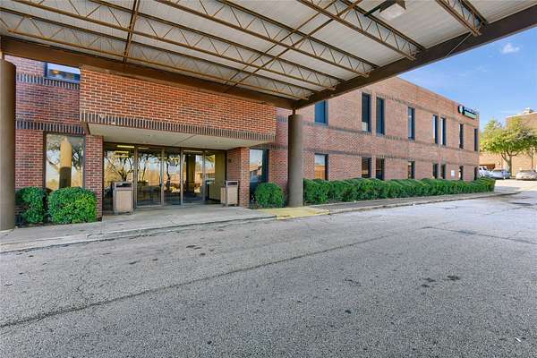 1.6 Acres of Mixed-Use Land for Sale in Sherman, Texas