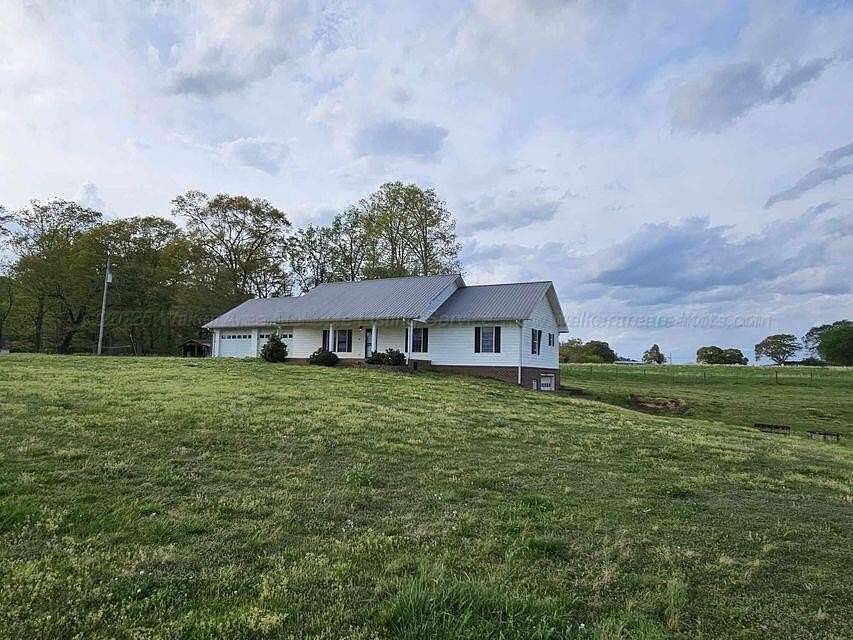 10 Acres of Land with Home for Sale in Jasper, Alabama