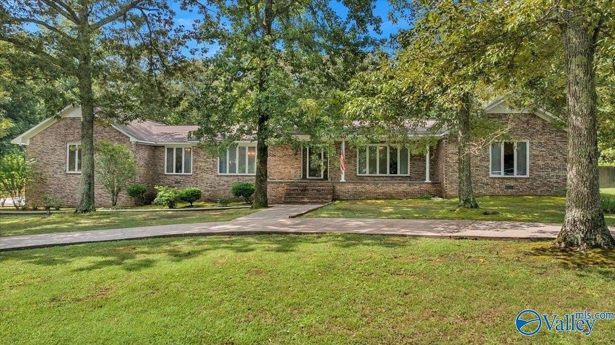 1.5 Acres of Residential Land with Home for Sale in Hollywood, Alabama