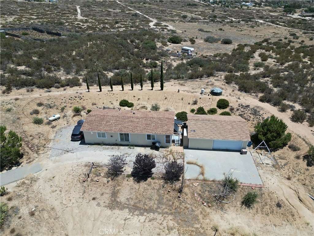 5.35 Acres of Residential Land with Home for Sale in Anza, California