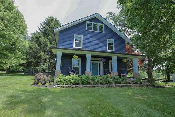 2.83 Acres of Residential Land with Home for Sale in Simpsonville, Kentucky