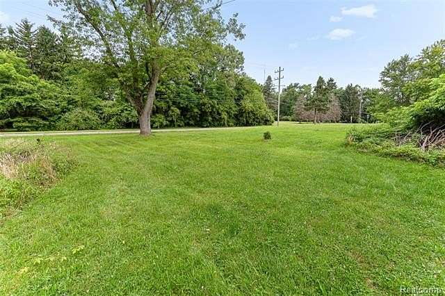 1.47 Acres of Residential Land for Sale in Romulus, Michigan