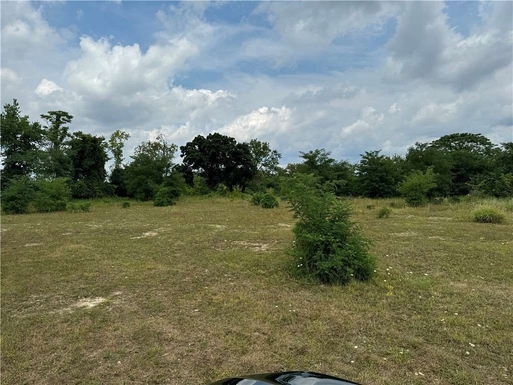 11 Acres of Mixed-Use Land for Sale in North Strabane Township, Pennsylvania