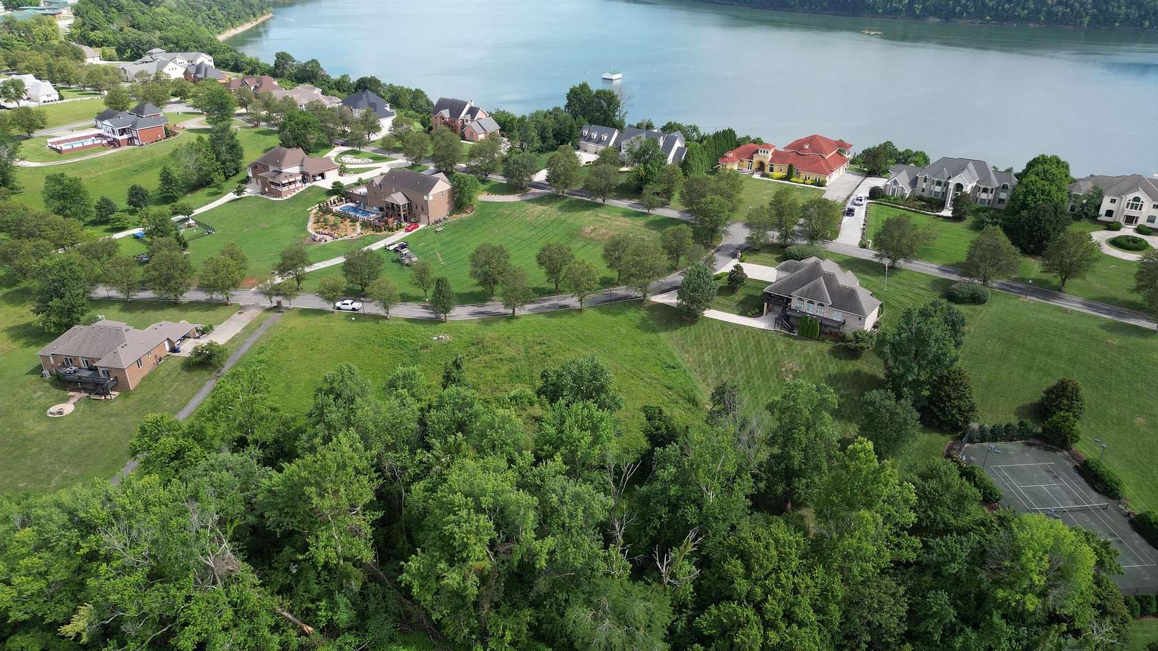 1.14 Acres of Residential Land for Sale in Somerset, Kentucky