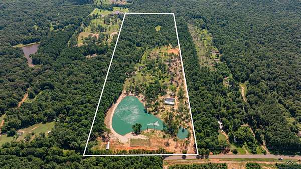 49.8 Acres of Recreational Land for Sale in Kilgore, Texas