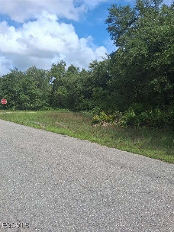 0.5 Acres of Residential Land for Sale in Lehigh Acres, Florida