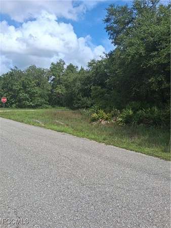 0.5 Acres of Residential Land for Sale in Lehigh Acres, Florida