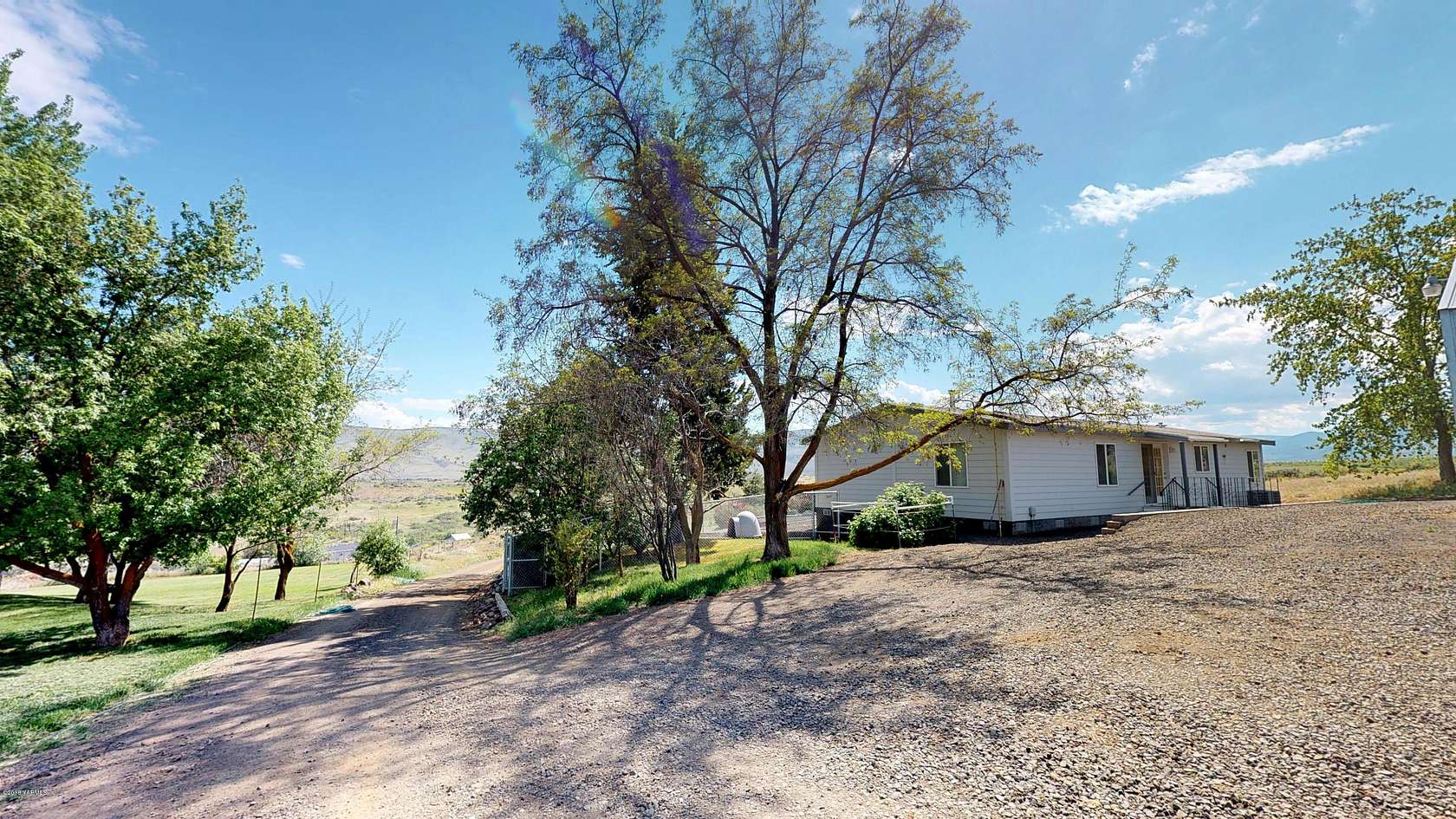 8 Acres of Land with Home for Sale in Yakima, Washington