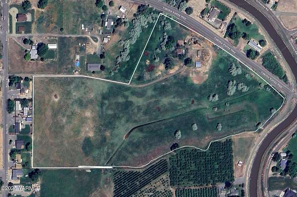 30.3 Acres of Agricultural Land for Sale in Zillah, Washington