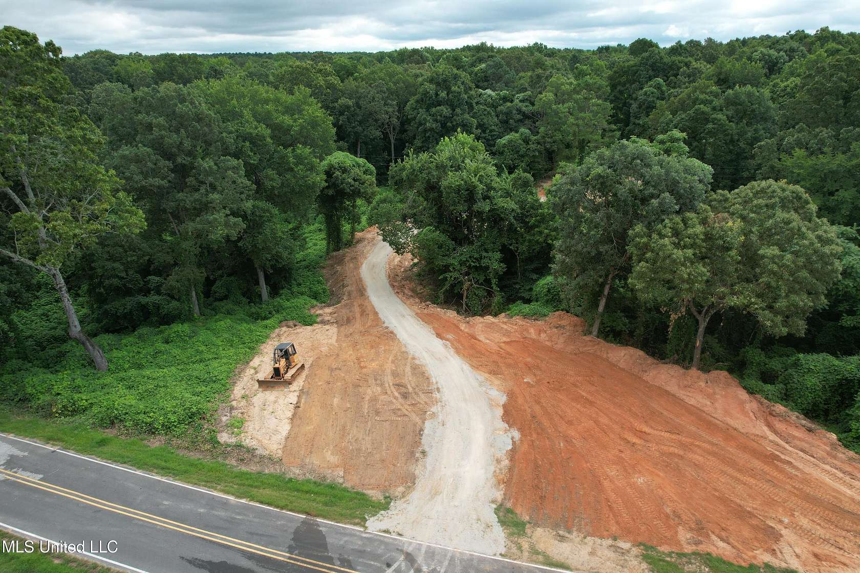 4.9 Acres of Residential Land for Sale in Holly Springs, Mississippi