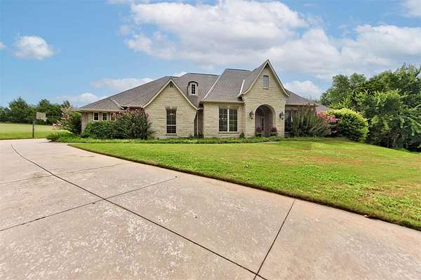 1.64 Acres of Residential Land with Home for Sale in Edmond, Oklahoma