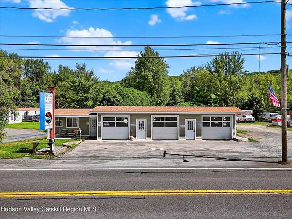 4.12 Acres of Improved Mixed-Use Land for Sale in Highland, New York