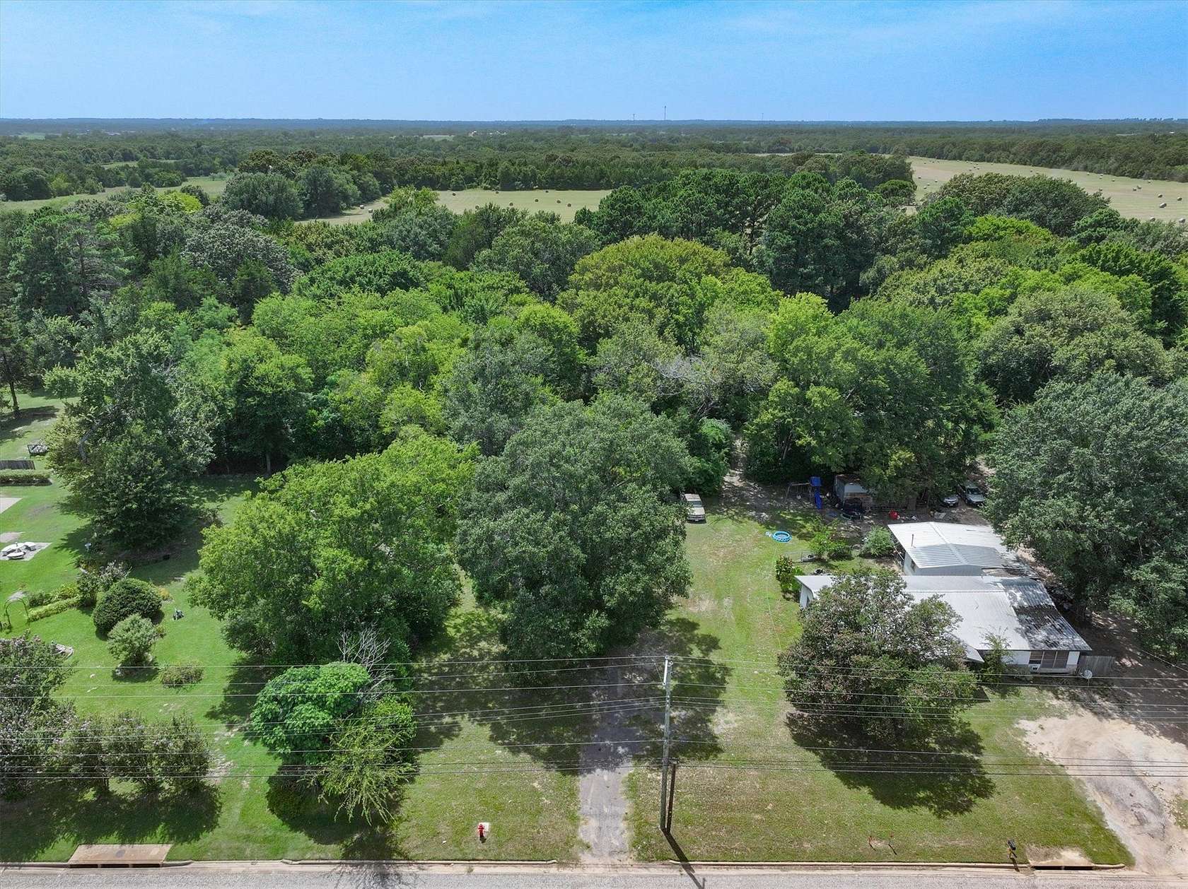 2.5 Acres of Residential Land for Sale in Van, Texas