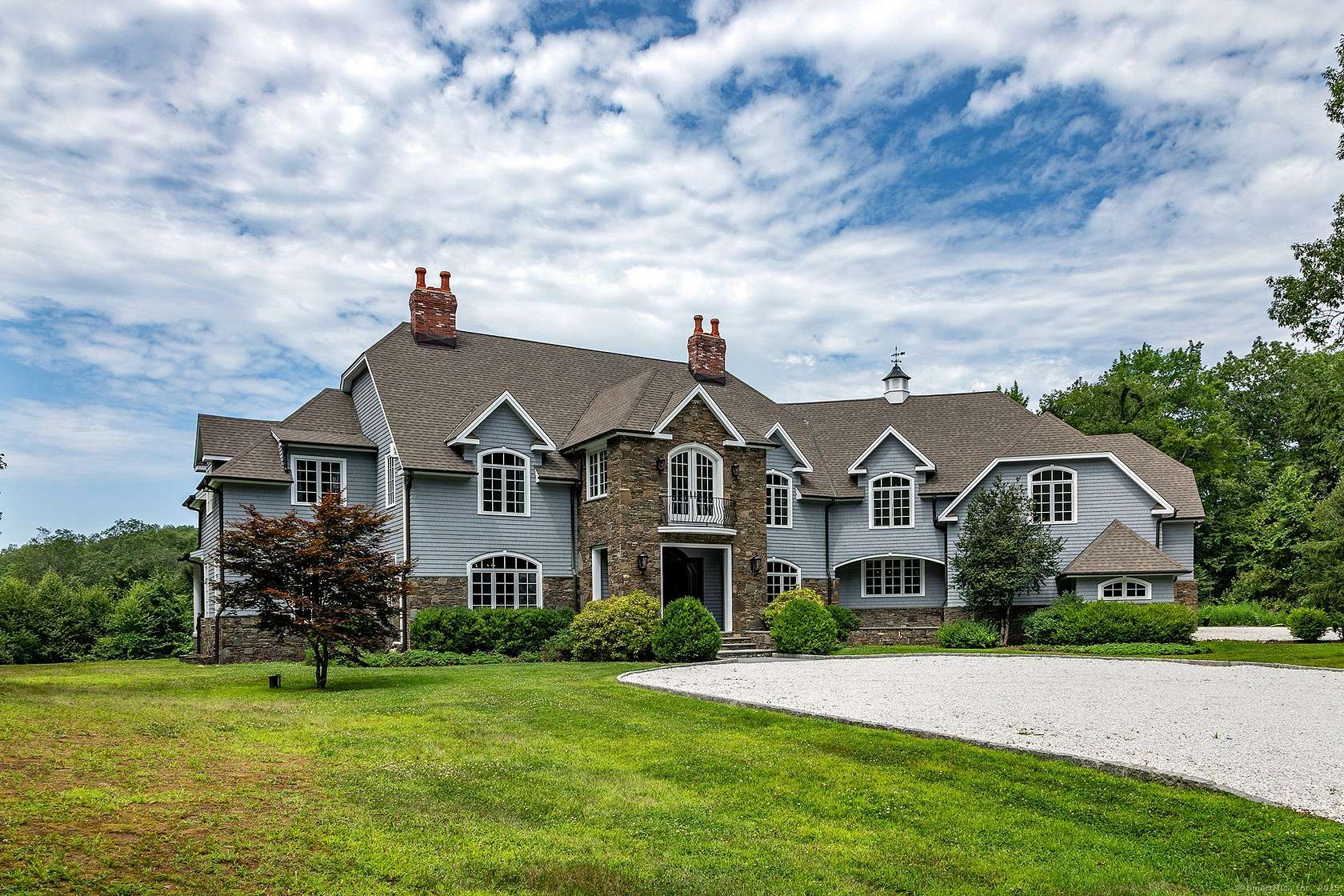 16 Acres of Land with Home for Sale in Washington, Connecticut