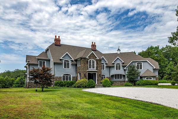 16 Acres of Land with Home for Sale in Washington, Connecticut