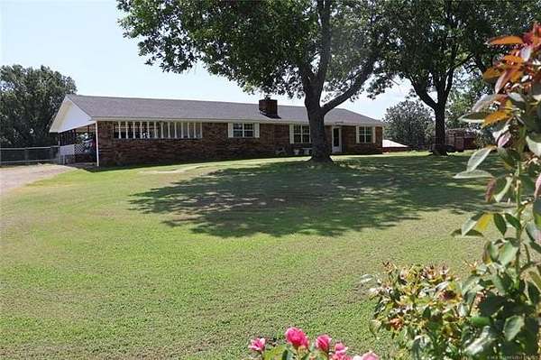 40 Acres of Land with Home for Sale in Howe, Oklahoma